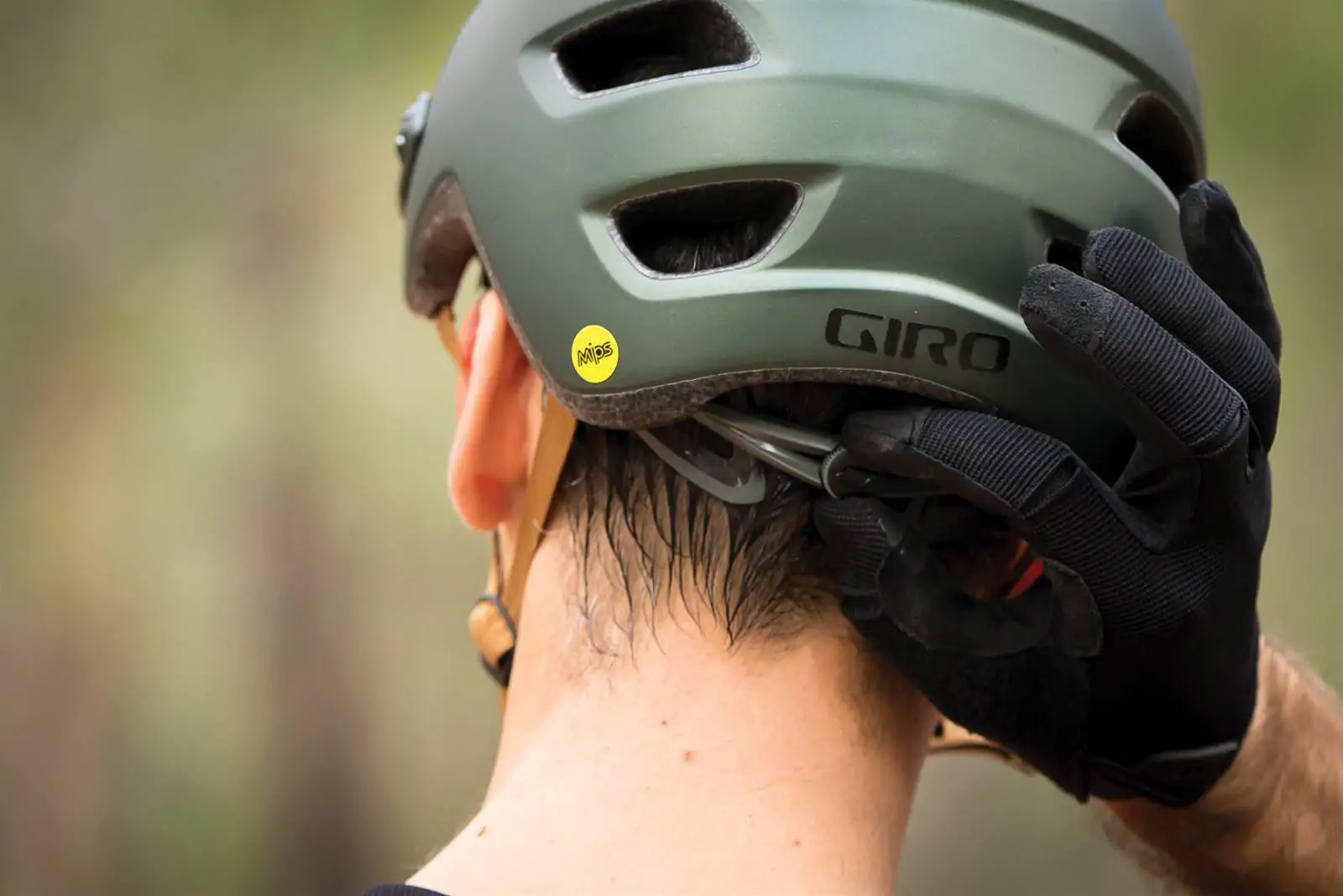 Mũ Bảo Hiểm Cao Cấp Giro Min